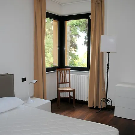 Lucky Lake Apartmán Gardone Riviera